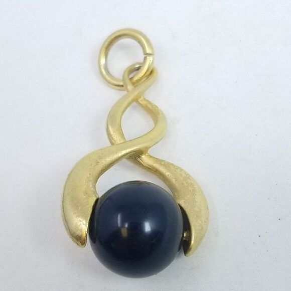 Vintage Black Bead and Matte Gold Tone Spiral Pendant, 80s 90s Style, Estate - Picture 1 of 5